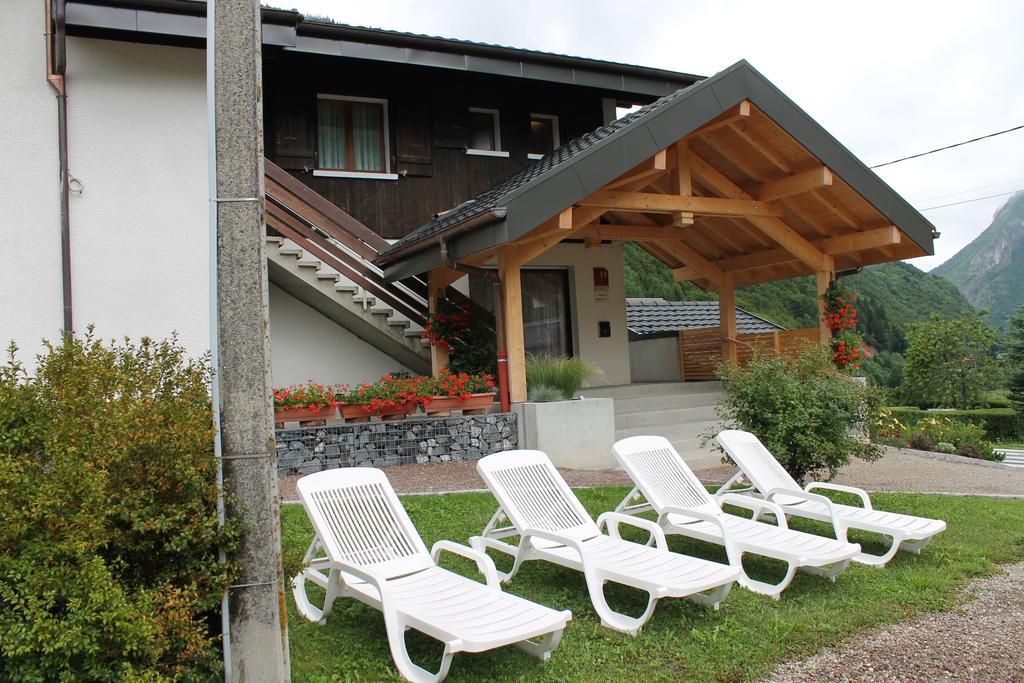 Les Moineaux 2* Bellevaux