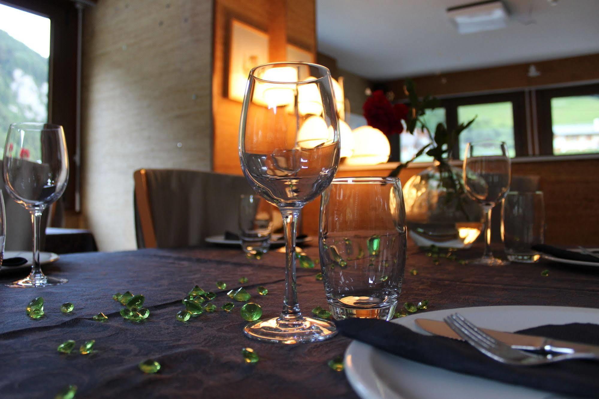 Les Moineaux Hotel Bellevaux